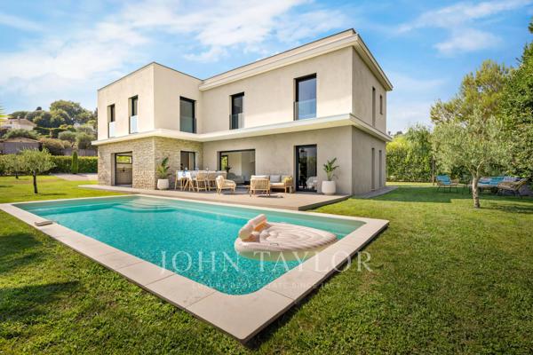 Élégante villa neuve à louer à Mougins - Piscine chauffée, 4 chambres en suite