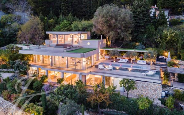 Roquebrune Cap Martin - Villa contemporaine d'exeption - Vue mer panoramique - Piscine - Studio indépendant