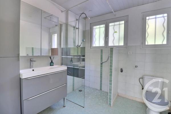 Maison à vendre  7 pièces - 157 m 2   CARPENTRAS  - 84