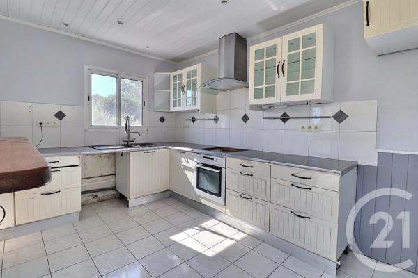 Maison à vendre  7 pièces - 157 m 2   CARPENTRAS  - 84