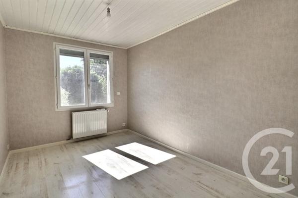 Maison à vendre  7 pièces - 157 m 2   CARPENTRAS  - 84