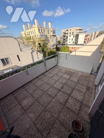 Appartement deux pièces bâtiment F4 situé à CERGY avec terrasse et stationnement
