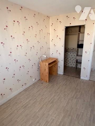 Appartement deux pièces bâtiment F4 situé à CERGY avec terrasse et stationnement
