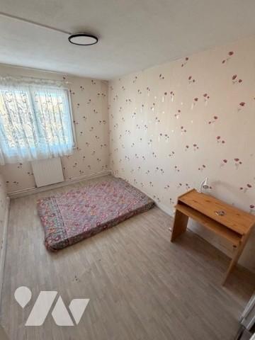 Appartement deux pièces bâtiment F4 situé à CERGY avec terrasse et stationnement