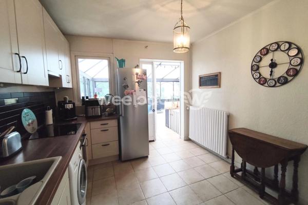 Maison à vendre 10 pièces de 300 m² à Mesnils-sur-Iton