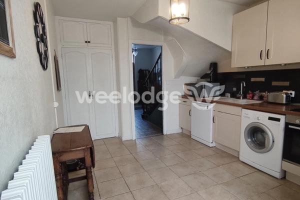 Maison à vendre 10 pièces de 300 m² à Mesnils-sur-Iton