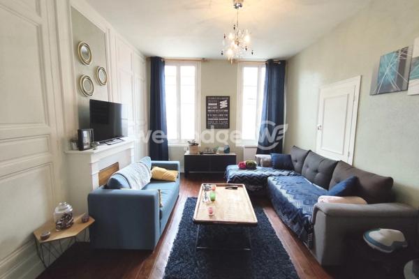 Maison à vendre 10 pièces de 300 m² à Mesnils-sur-Iton