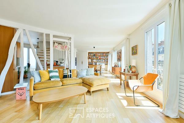 Lumineux duplex traversant en dernier étage avec balcon – quartier Maubeuge-Martyrs