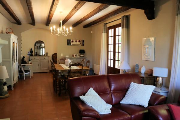 Apt (84400) Villa de plain-pied sur les hauteurs d'Apt