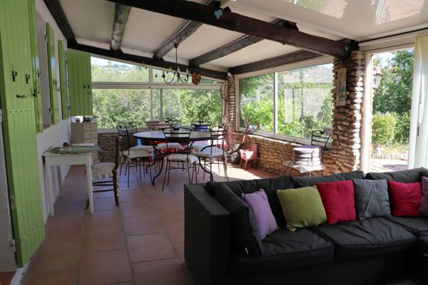 Apt (84400) Villa de plain-pied sur les hauteurs d'Apt