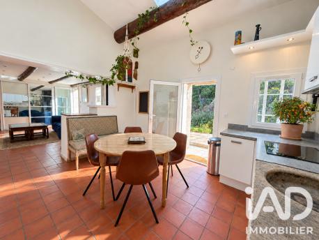 Maison à vendre 4 pièces 114 m² Peyrolles-en-Provence