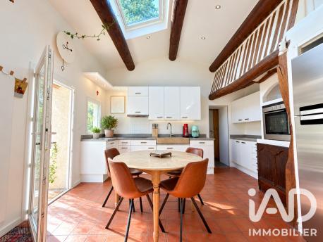 Maison à vendre 4 pièces 114 m² Peyrolles-en-Provence