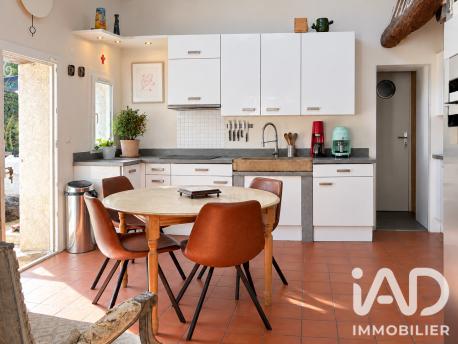Maison à vendre 4 pièces 114 m² Peyrolles-en-Provence