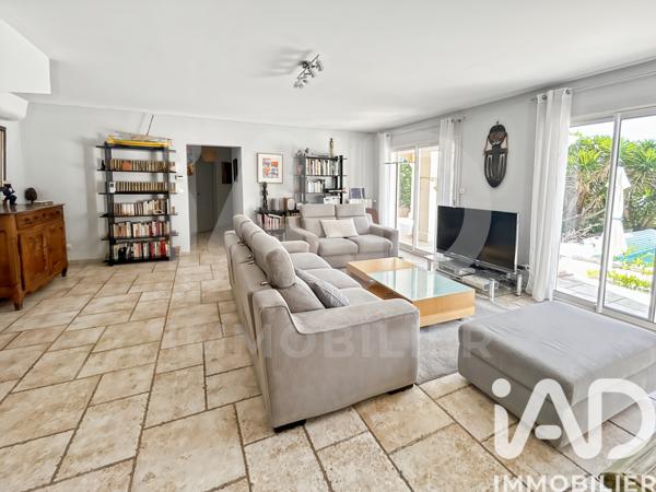 Maison à vendre 6 pièces 155 m² Uchaud