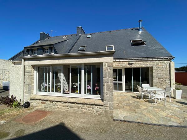 SAINT-PIERRE-QUIBERON - Maison familiale de 251 m²