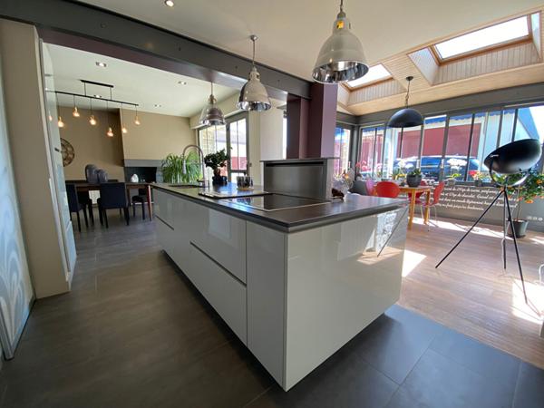 SAINT-PIERRE-QUIBERON - Maison familiale de 251 m²