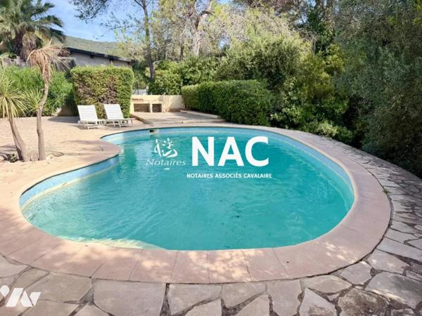 EXCLUSIVITE - Villa à rénover de 170m² habitable sur un terrain de 1190m²