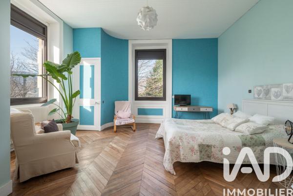 Maison à vendre 35 pièces 980 m² Gières