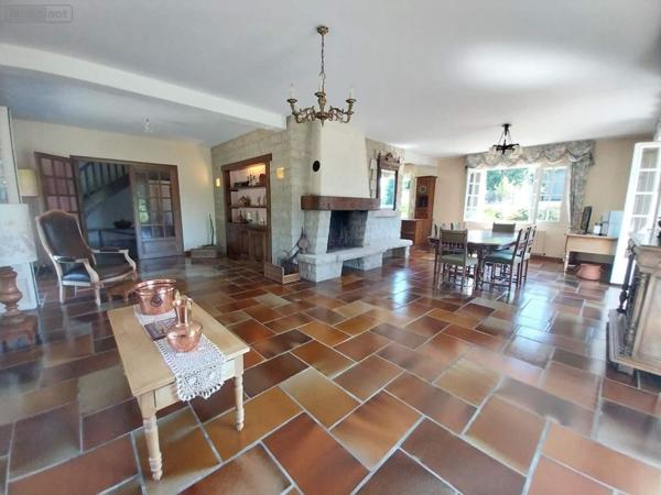 Maison à vendre à Romillé en Ille-et-Vilaine (35850), ref : 030/72982   
En campagne