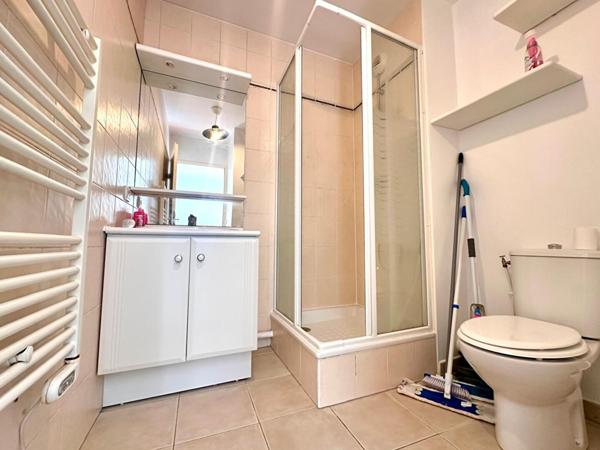 Appartement meublé hypercentre Bussy Saint Georges 1 pièce(s) 30.95 m2 + parking