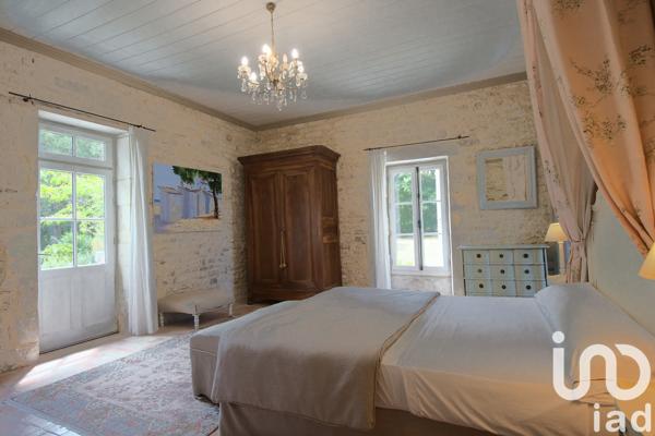 Maison à vendre 10 pièces 460 m² Saint-Pierre-d'Oléron