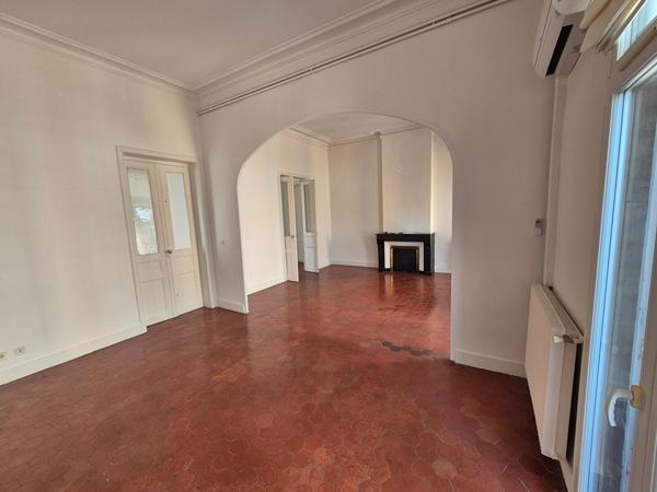 Appartement Nîmes 4 pièces 124.55 m2