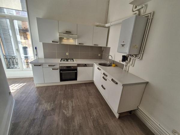 Appartement Nîmes 4 pièces 124.55 m2