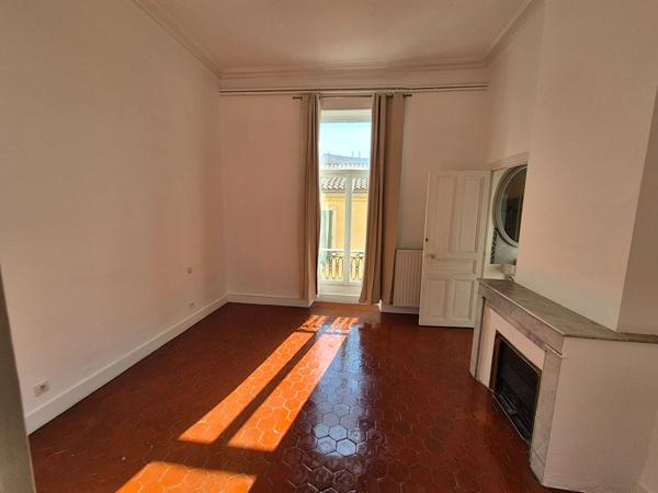 Appartement Nîmes 4 pièces 124.55 m2