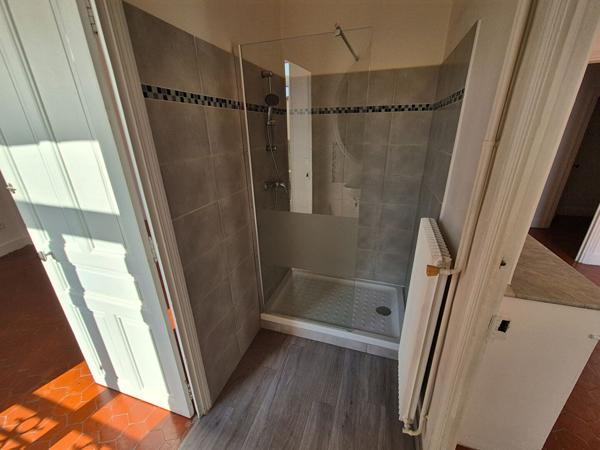 Appartement Nîmes 4 pièces 124.55 m2