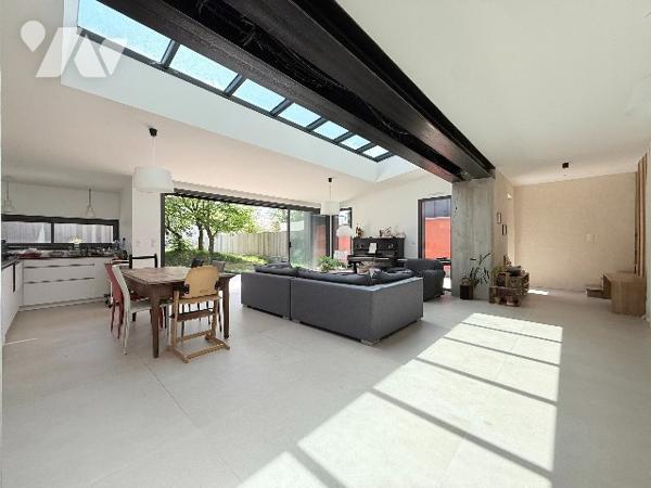 MAISON RENOVÉE LA MEZIERE