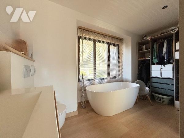 MAISON RENOVÉE LA MEZIERE