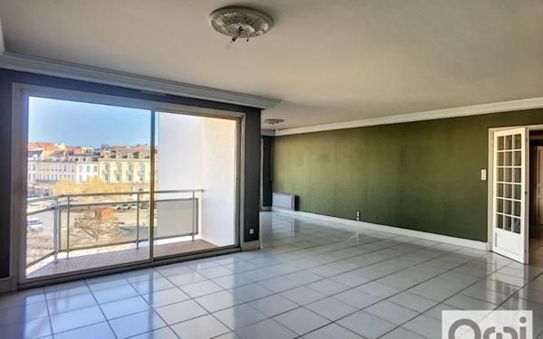 Appartement à louer    3 pièces • 104,63 m2 Montluçon