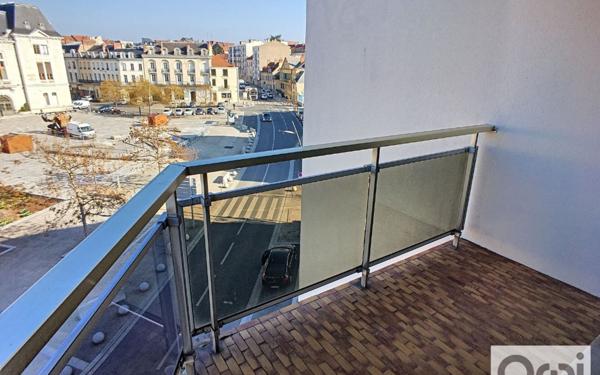 Appartement à louer    3 pièces • 104,63 m2 Montluçon
