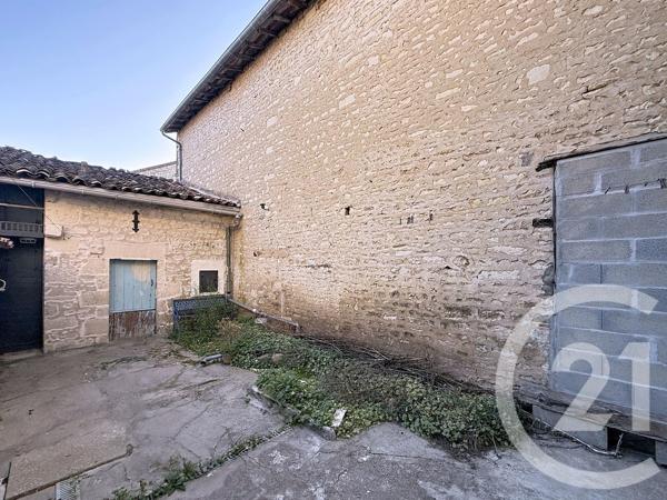 Maison à vendre  3 pièces - 48 m 2   CHAMPNIERS  - 16