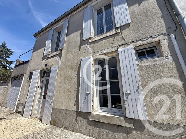 Maison à vendre  3 pièces - 48 m 2   CHAMPNIERS  - 16