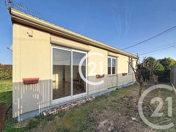 Maison à vendre  3 pièces - 48 m 2   CHAMPNIERS  - 16