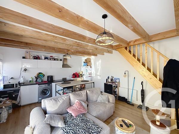 Maison à vendre  3 pièces - 48 m 2   CHAMPNIERS  - 16