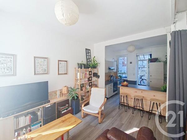 Maison à vendre  3 pièces - 48 m 2   CHAMPNIERS  - 16