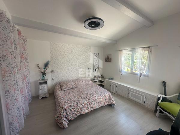 A VENDRE 83470 SAINT MAXIMIN LA SAINTE BAUME MAISON DE TYPE 5 DE 157M² SUR 2328M² DE JARDIN GARAGE PISCINE DEPENDANCE