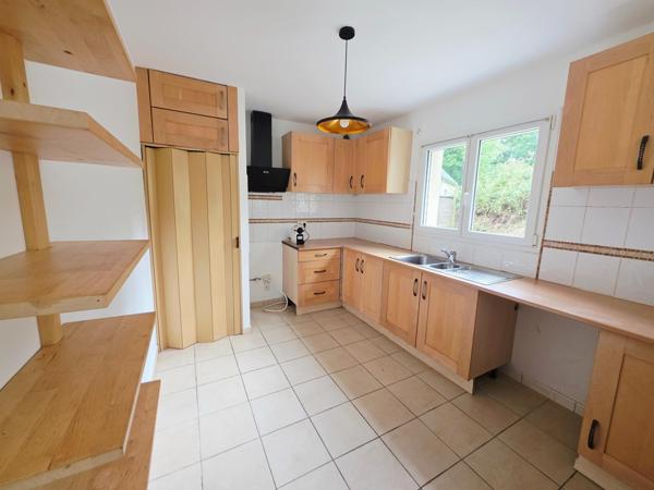 Maison sur terrain atypique vue dégagée