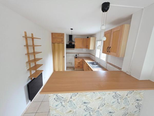 Maison sur terrain atypique vue dégagée