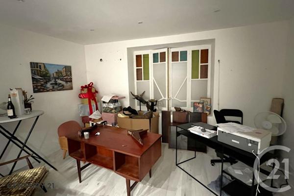 Appartement Local à vendre  5 pièces - 140 m2 CARPENTRAS - 84