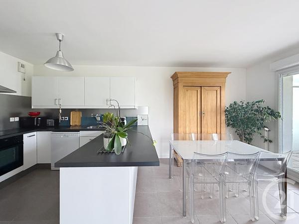 Appartement T4 à vendre  4 pièces - 79,72 m 2   BORDEAUX  - 33