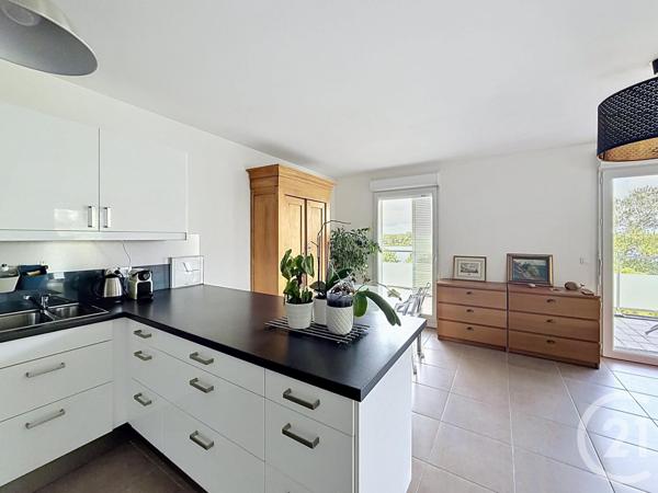 Appartement T4 à vendre  4 pièces - 79,72 m 2   BORDEAUX  - 33