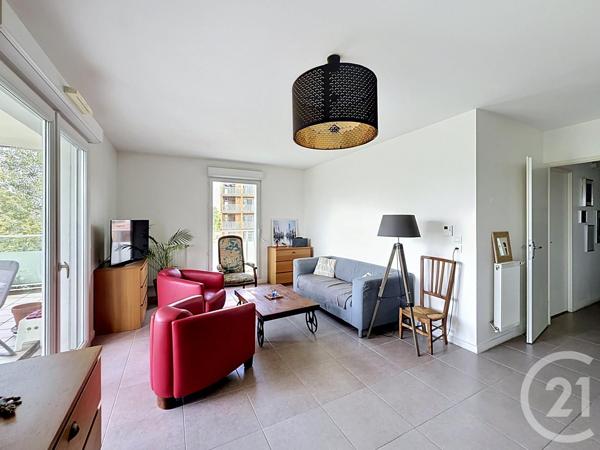 Appartement T4 à vendre  4 pièces - 79,72 m 2   BORDEAUX  - 33