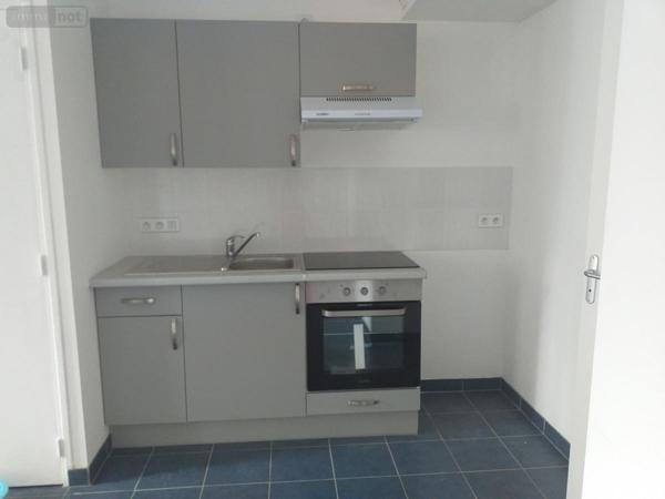 Maison à louer à Loiré dans le Maine-et-Loire (49440), ref : 49019-L219