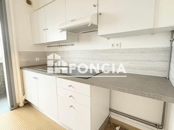 Location Appartement 3 pièces 53.17 m² - 35 RUE DE GOYA Limoges 87000