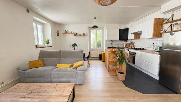 Appartement de 60 m² avec deux chambres dans le centre-ville d'Auray