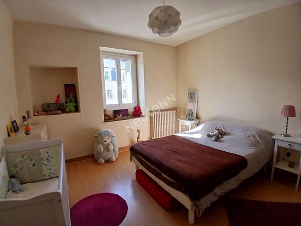 Appartement spacieux de 5 pièces à Ploërmel (56800)
