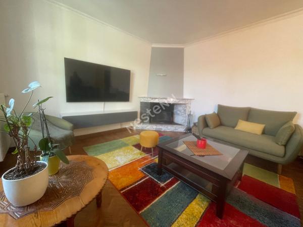 Appartement spacieux de 5 pièces à Ploërmel (56800)